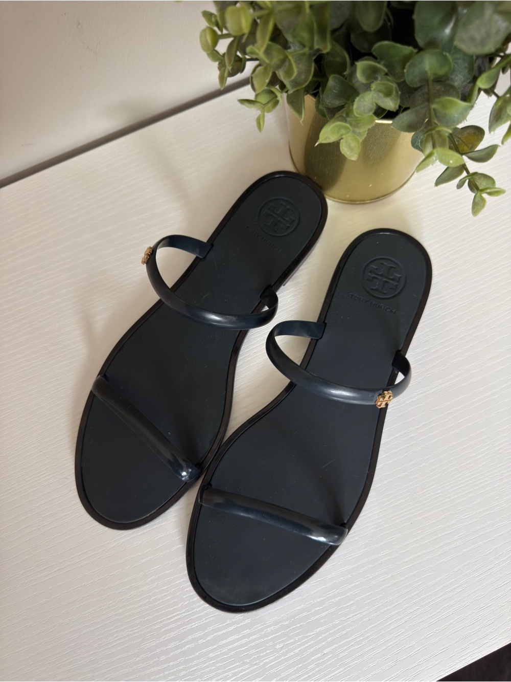 Tory Burch Navy Jelly Two-Strap Flat Sandals Gold Logo - Size 8